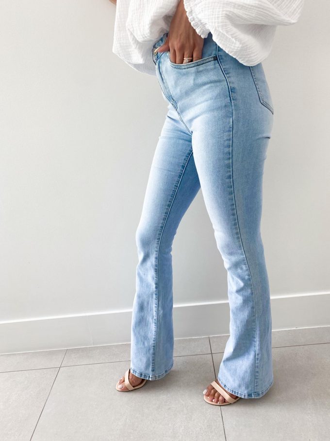 Flare jeans.