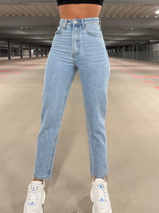 Organic cotton mom jeans.