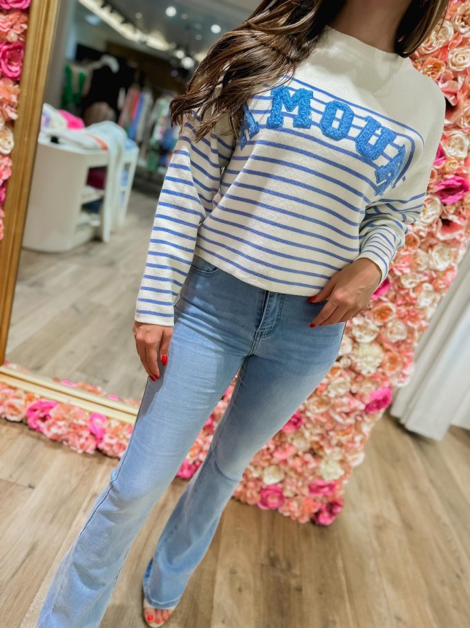 Sweater AMOUR striped.