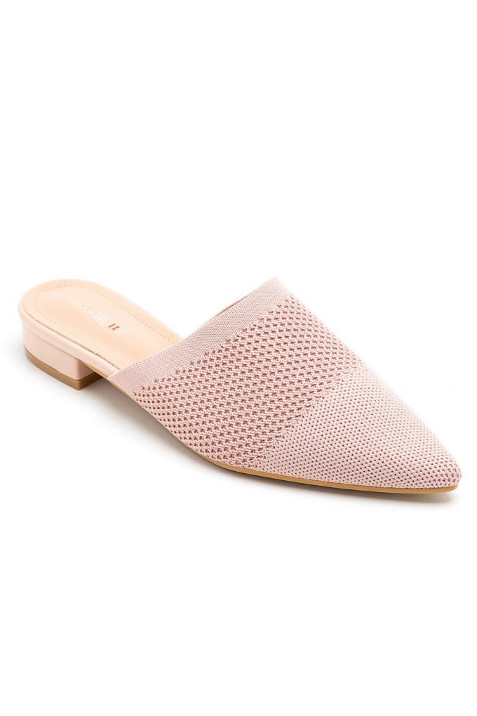 Loafers pink.