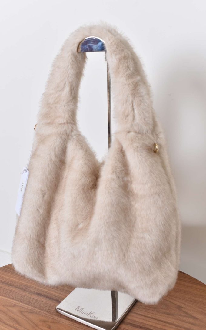 Handtas Faux Fur.