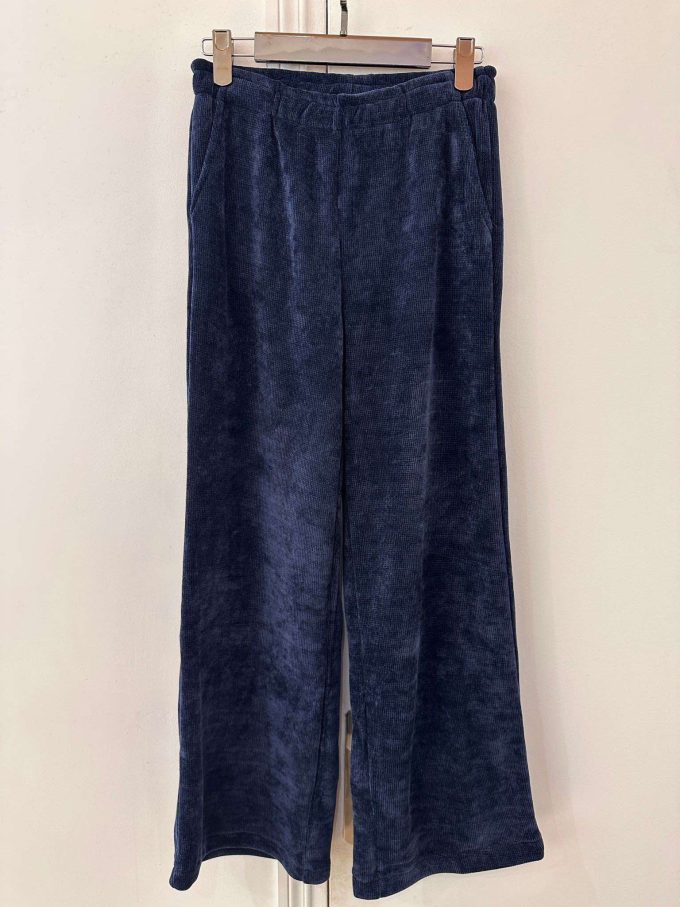 Velvet pants one size.