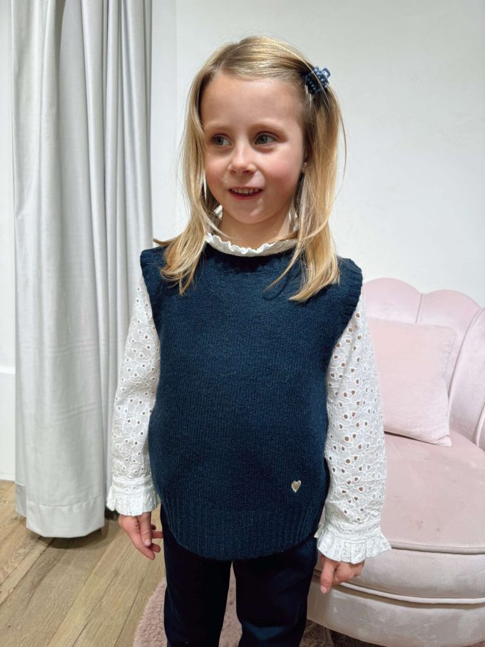 Broderie blouse kids.