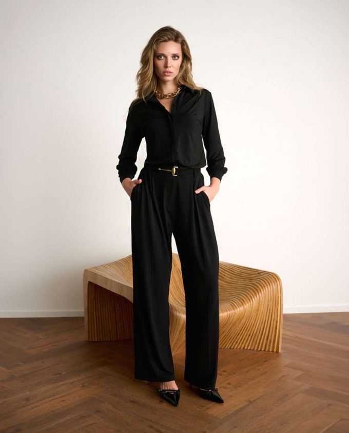 Jumpsuit met riem.