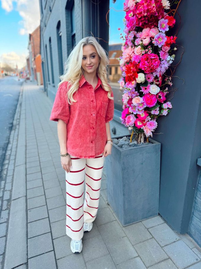 Red jeans top.