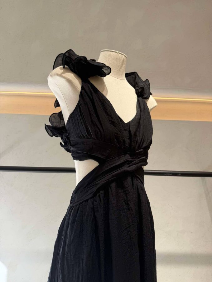 Dress flower back.