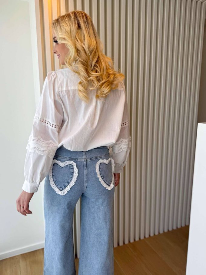 Jeans kanten hartjes.