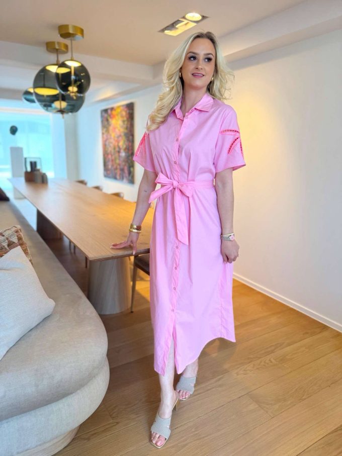 Pink dress palmbomen.
