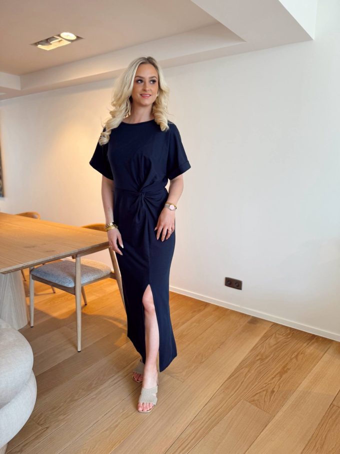Robe sweat split.