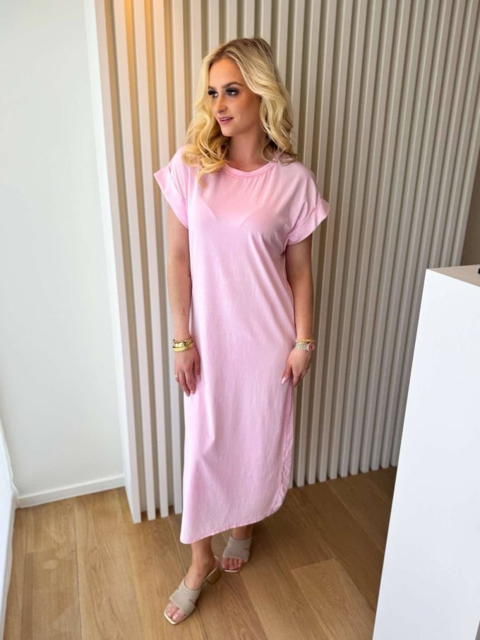 Robe t-shirt délavé.