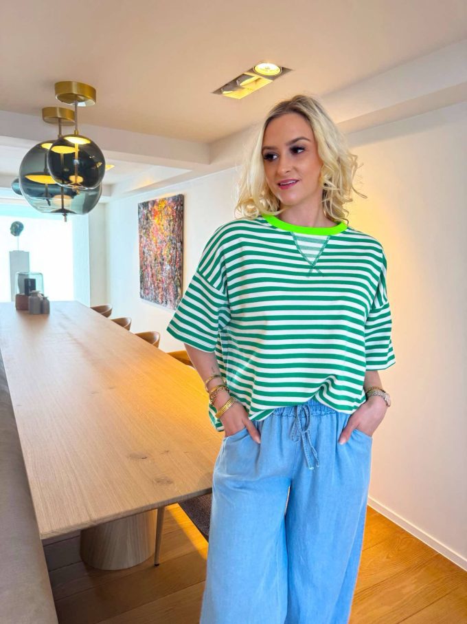 Striped t-shirt col fluo.