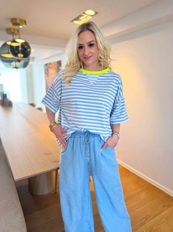 Striped t-shirt col fluo.