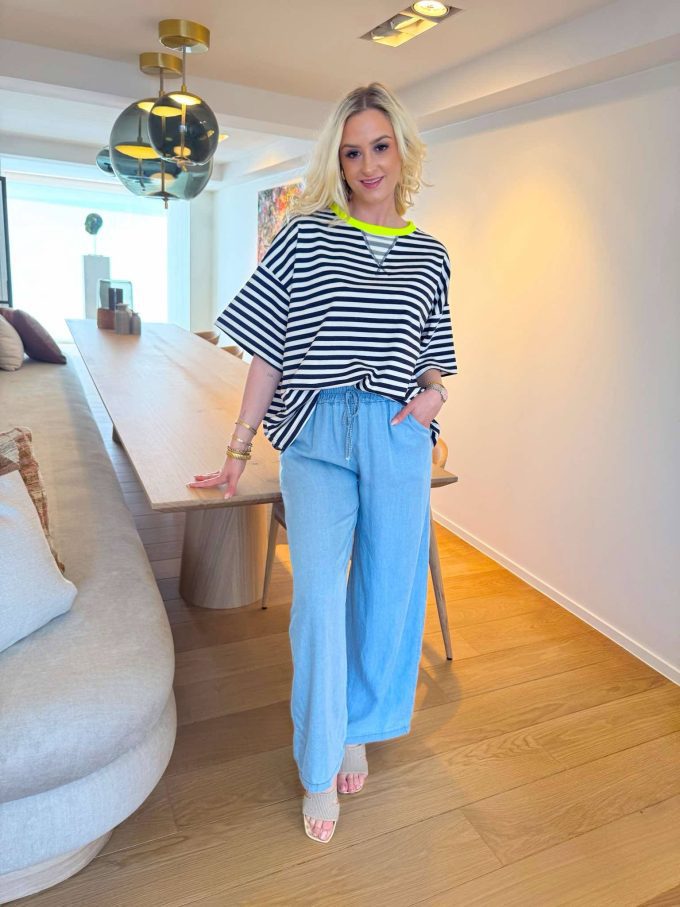 Striped t-shirt col fluo.