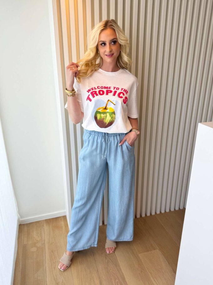 T-shirt WELCOME TO THE TROPICS.