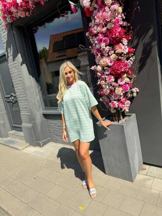 Striped t-shirt dress.