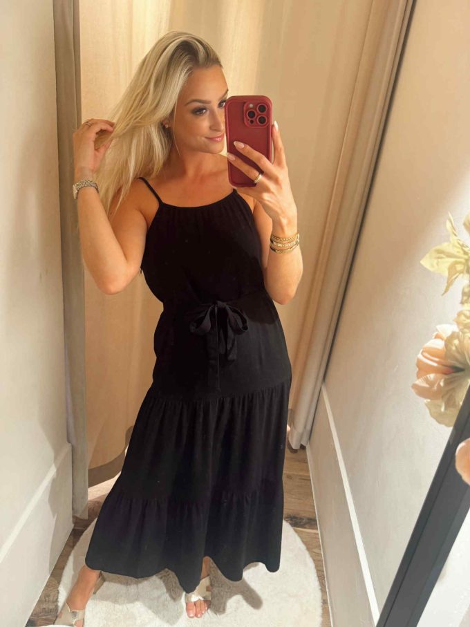 Linnen maxi dress.