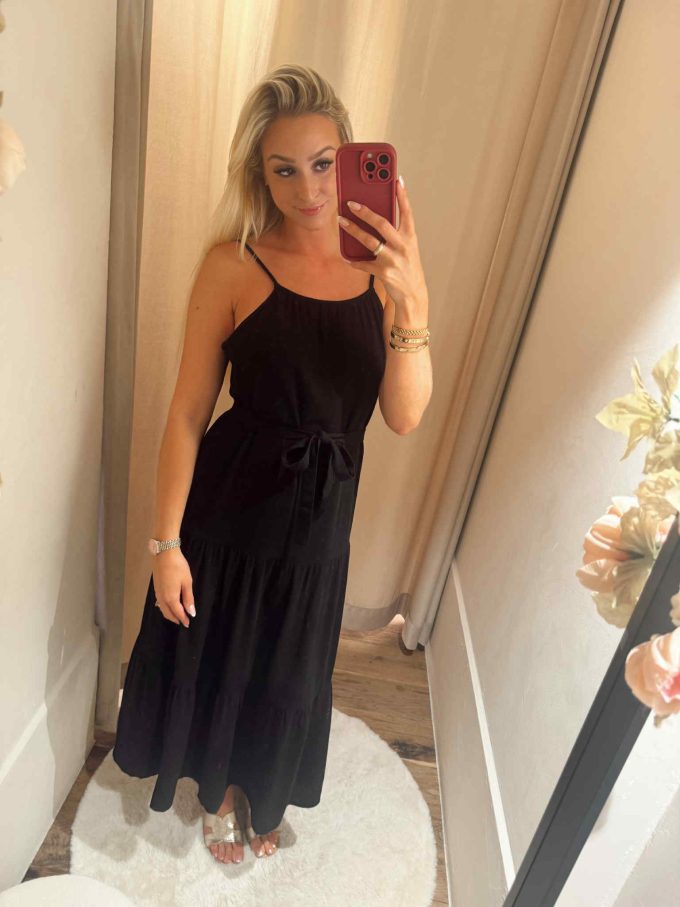 Linnen maxi dress.