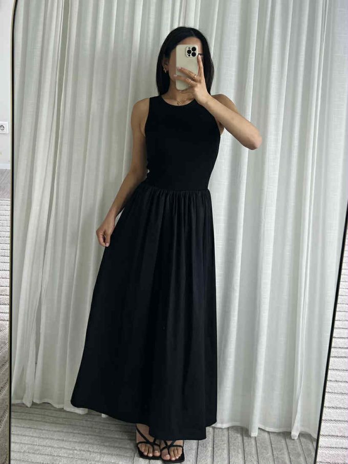 Maxi cotton poplin dress.