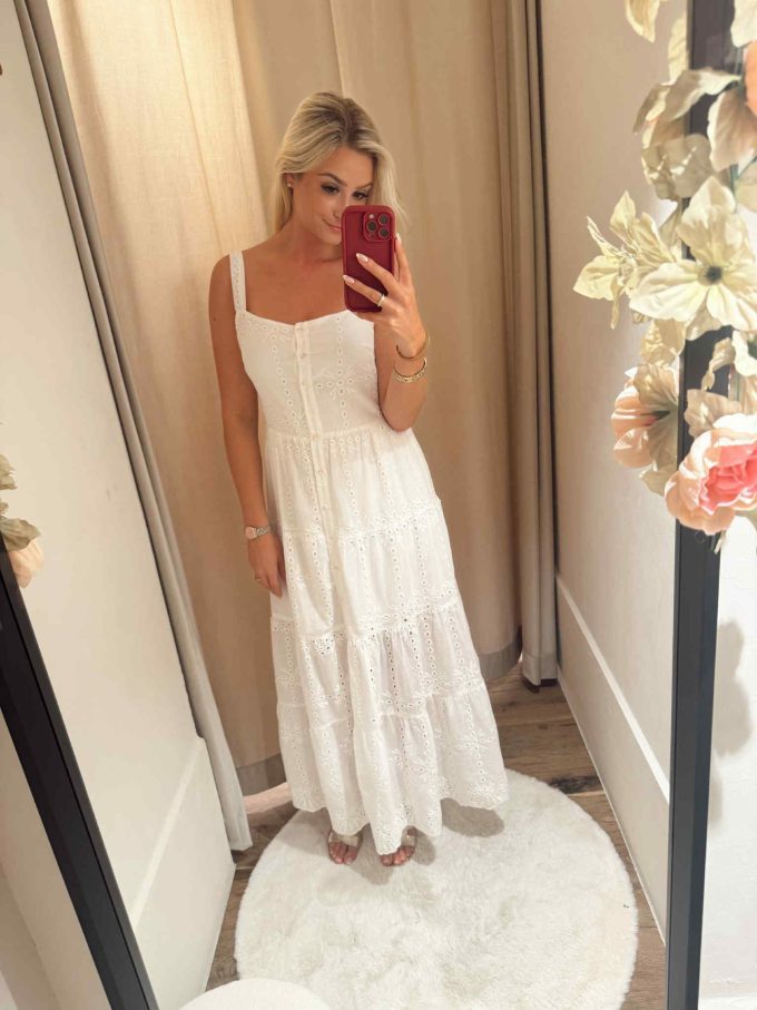 Robe longue broderie.
