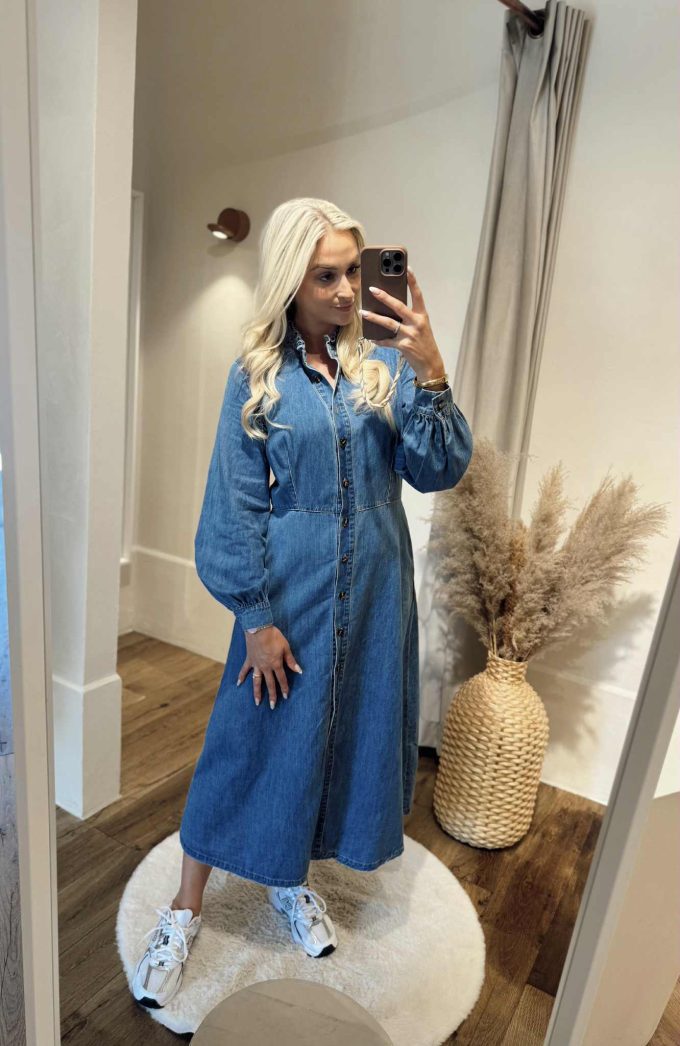 Jeans Robe.
