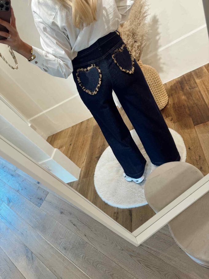 Pantalon jeans leopard hearts.