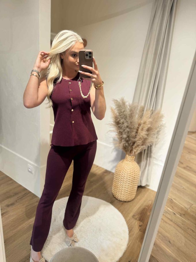 Set top & broek gouden knoopjes.