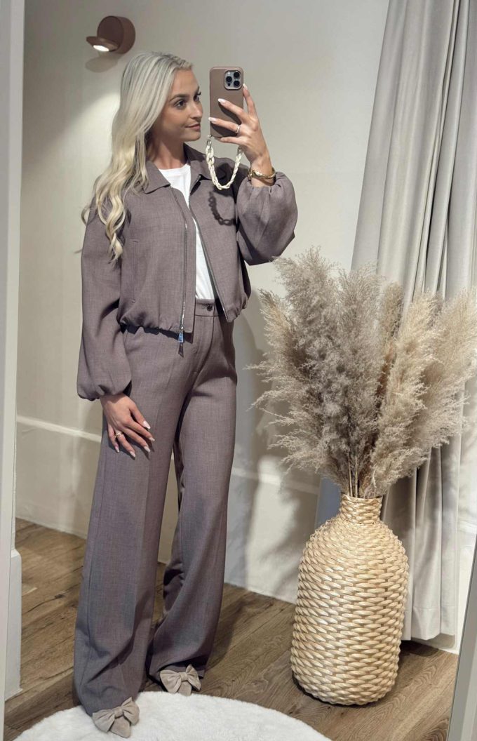 Straight trousers.
