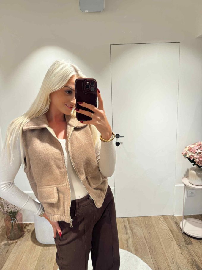 Gilet zip.