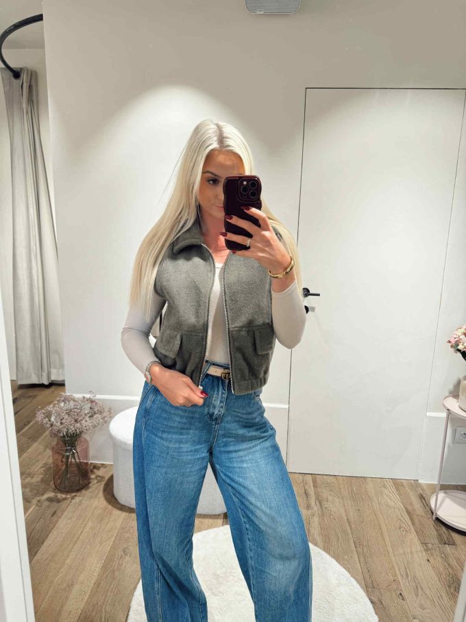 Gilet zip.