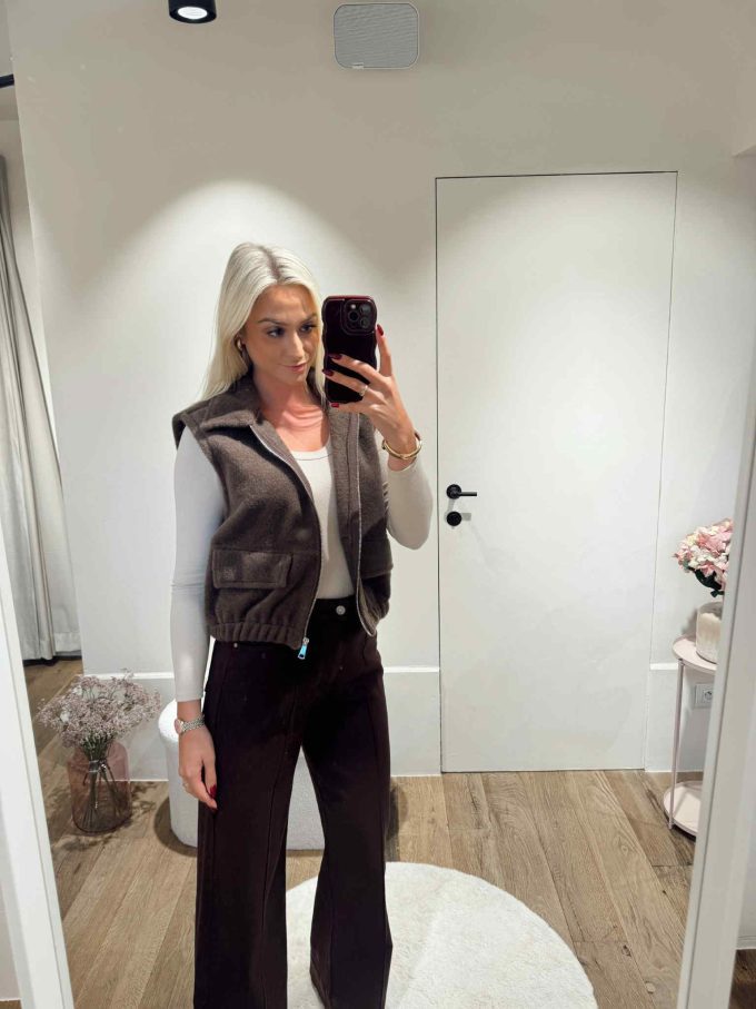 Gilet zip.