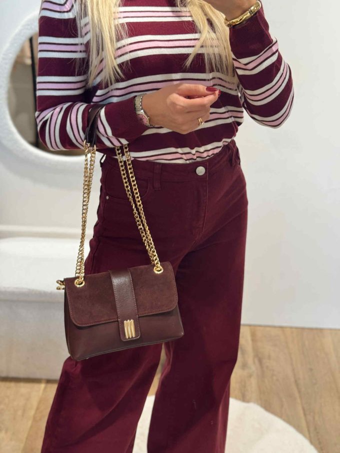 Leather bag with suede.