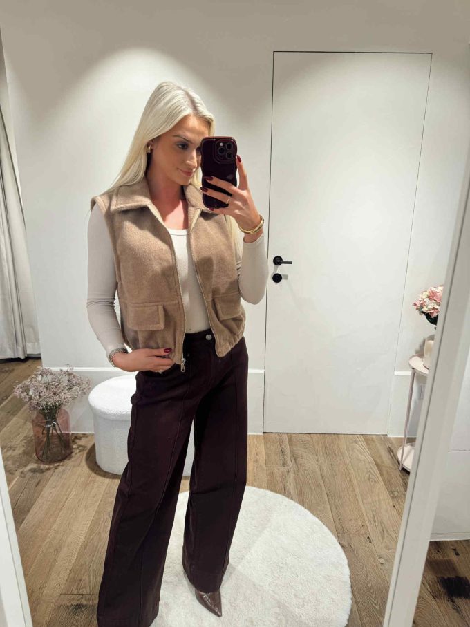 Straight jeans brown.