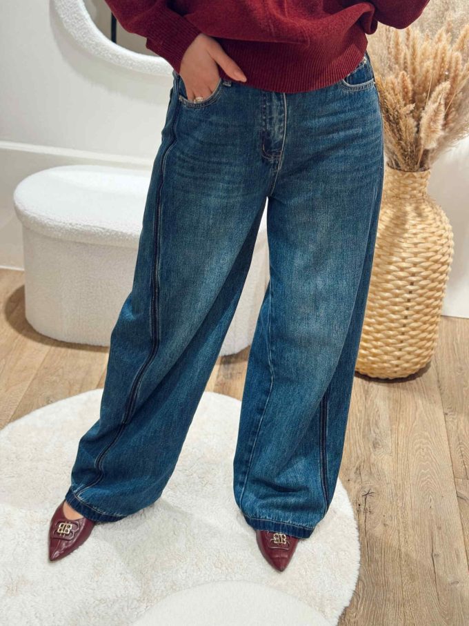 Pantalon jeans detail.